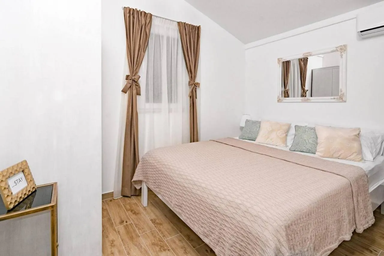 Holiday Home Secret Kastela 0*,